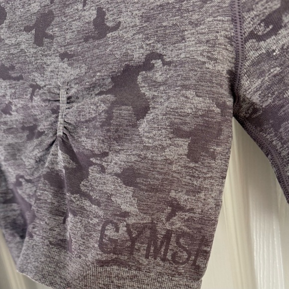 Gymshark Women Medium Purple Camo Crop Workout Too - Picture 6 of 6